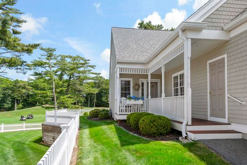 9 Sea Knoll Ct, Bourne, MA, 02532-8322 | Card Image