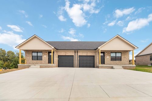 408 Nandino Circle, Berea, KY, 40403 | Card Image