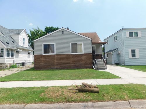 23074 Hazelwood Ave, Hazel Park, MI, 48030-2714 | Card Image