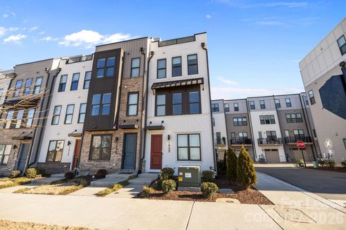 1925 Dunavant St, Charlotte, NC, 28203-4078 | Card Image