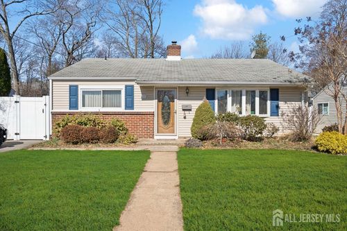 111 Ovington Ave, Edison, NJ, 08817-3719 | Card Image