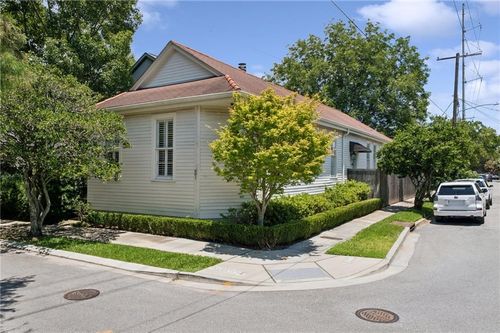 601 Webster St, New Orleans, LA, 70118-5843 | Card Image