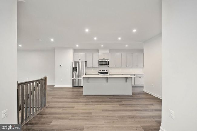 10170 Queens Way, Townhouse with 4 bedrooms, 4 bathrooms and null parking in MANASSAS VA | Image 24