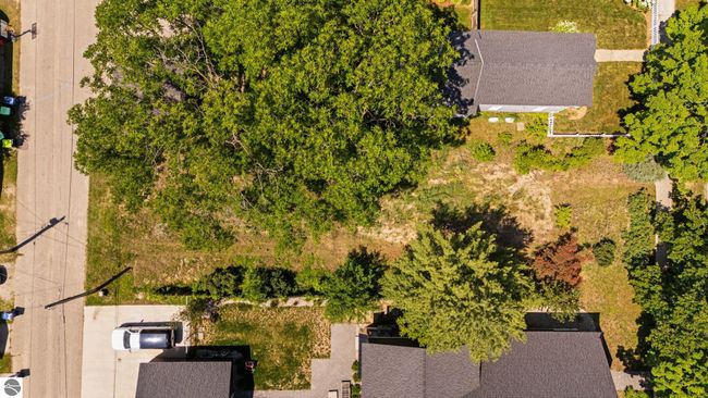 220 E 10 Th St, Home with 0 bedrooms, 0 bathrooms and null parking in Traverse City MI | Image 6