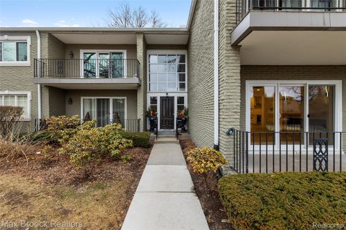 unit-23-1111 N Old Woodward Ave, Birmingham, MI, 48009-5434 | Card Image