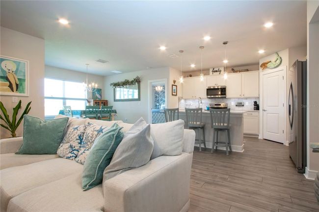 8232 Reefbay Cv, House other with 3 bedrooms, 2 bathrooms and null parking in Parrish FL | Image 15