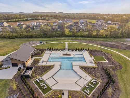 1016 Riverbrook Dr, Gallatin, TN, 37066-8067 | Card Image