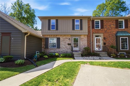 2 Nicholson Court, Washington Twp, OH, 45459 | Card Image