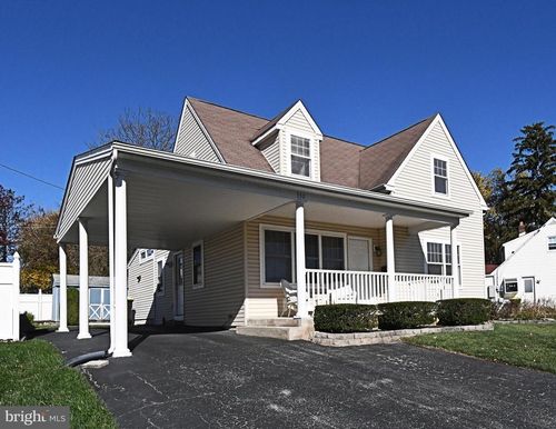 330 Crossfield Rd, KING OF PRUSSIA, PA, 19406-2278 | Card Image