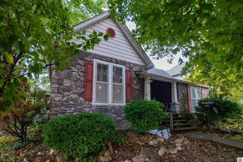 919 Troy Ave, Hickman, KY, 42050-1455 | Card Image