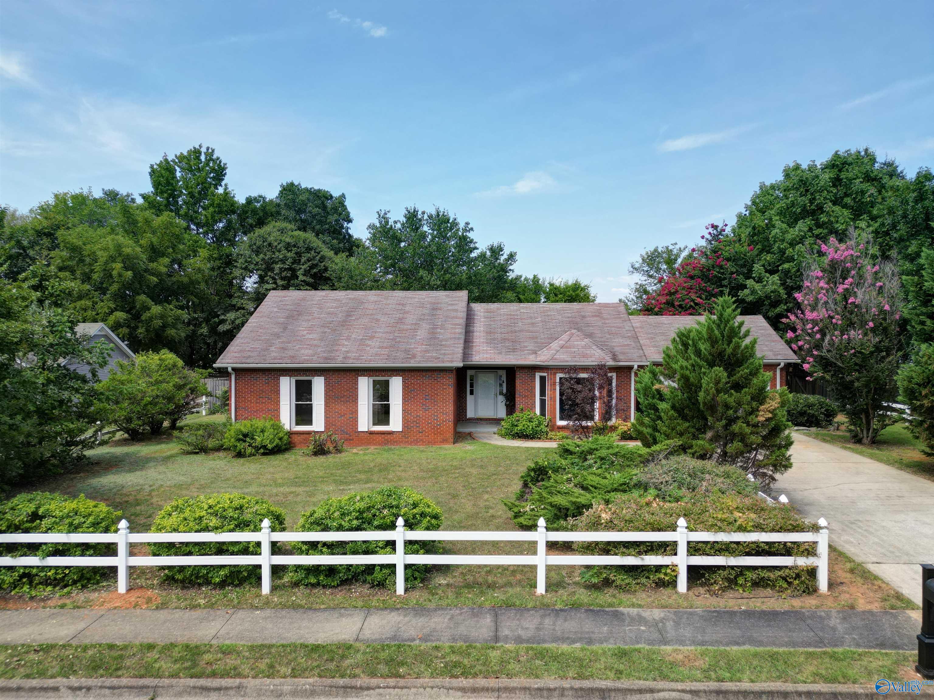 Marie Cir, Madison, AL 35758