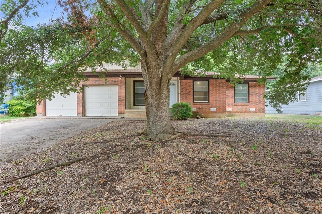 65th St, Waco, TX 76710
