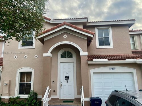 27480-27480 Sw 137th Ct, Homestead, FL, 33032-8083 | Card Image