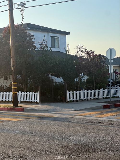 13851 Jefferson Ave, Hawthorne, CA, 90250 | Card Image