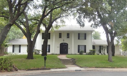 9023 Glen Springs Cir, Dallas, TX, 75243-7534 | Card Image
