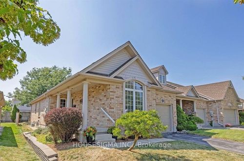 925 Silversmith St, London, ON, N6H5T5 | Card Image