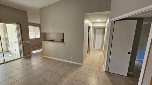 628-9877 Westview Dr, Coral Springs, FL, 33076-2533 | Card Image