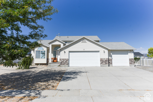 Meadowlark Cir, Grantsville, UT 84029