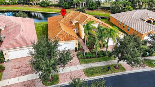 15652 Aurora Lake Cir, WIMAUMA, FL, 33598-4059 | Card Image