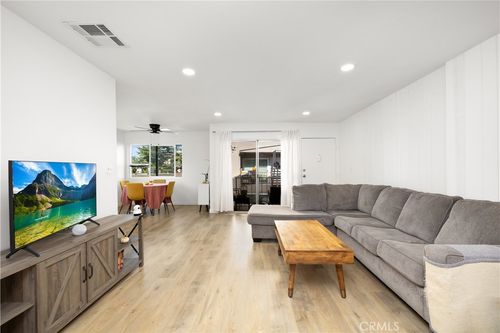 307-10757 Hortense St, North Hollywood, CA, 91602-1823 | Card Image