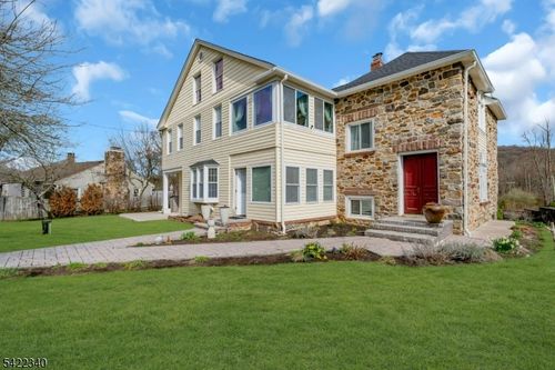 48 Willever Lake Rd, Oxford, NJ, 07863-3324 | Card Image