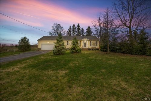 1832 Ny-80 W, Cazenovia, NY, 13122 | Card Image