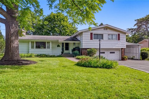 404 Sycamore Ter, Syracuse, NY, 13214-1528 | Card Image