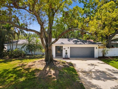 1666 N Dakota Ave Ne, ST PETERSBURG, FL, 33703-3237 | Card Image