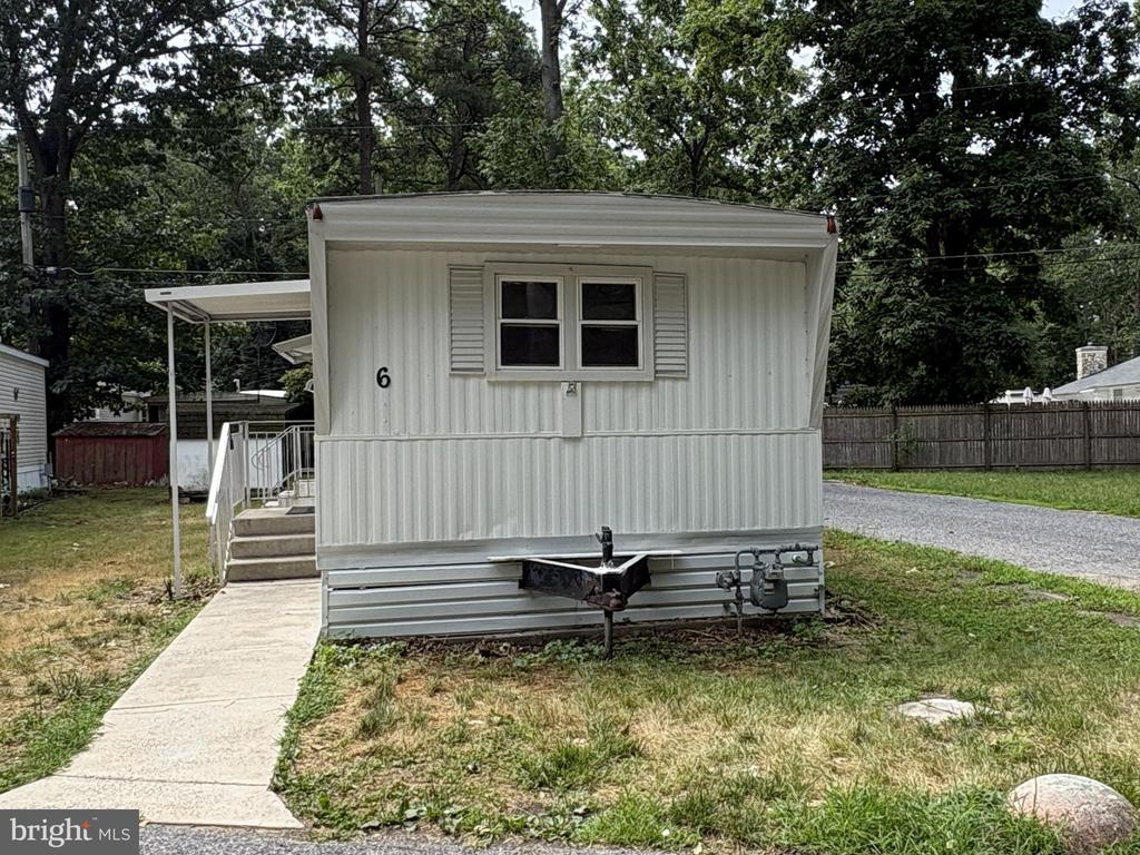 Residential in VINELAND 3