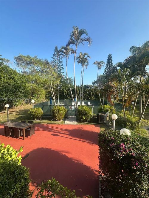 201-3910 Crystal Lake Dr, Deerfield Beach, FL, 33064-1216 | Card Image
