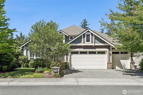 11815 157th Ave Ne, Redmond, WA, 98052-2258 | Card Image