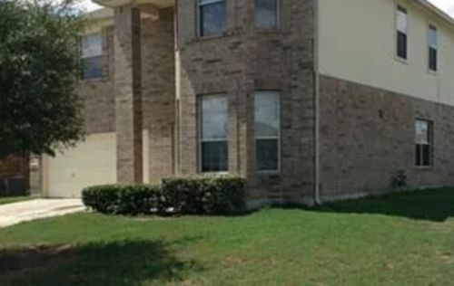 811 Shadow Creek Blvd, Buda, TX, 78610-4964 | Card Image