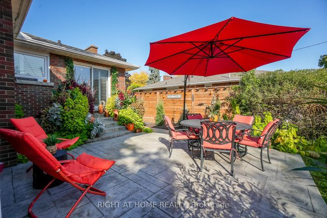 23 W Hampton Rd, House other with 3 bedrooms, 2 bathrooms and 5 parking in Saint Catharines ON | Image 22
