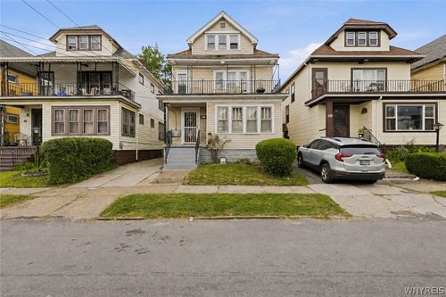 218 Cambridge Avenue, Buffalo, NY, 14215 | Card Image