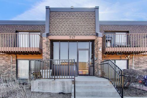 2d-717 Killarney Ct, Schaumburg, IL, 60193-3251 | Card Image