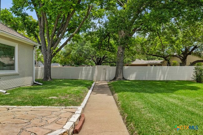 707 W Thompson Ave, House other with 4 bedrooms, 6 bathrooms and null parking in Temple TX | Image 37