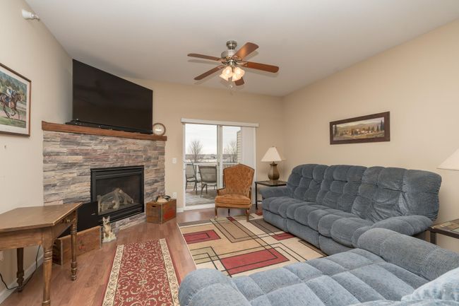 4129 Jarmann Ln, Townhouse with 3 bedrooms, 3 bathrooms and null parking in Shakopee MN | Image 8