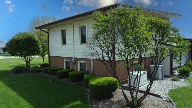 406 E Fine St, House other with 3 bedrooms, 2 bathrooms and 5 parking in Ashkum IL | Image 12