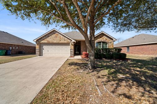 205 Commonwealth Cir, Waxahachie, TX, 75165-5965 | Card Image
