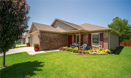 109 W Gillian Ave, Rogers, AR, 72758-3071 | Card Image