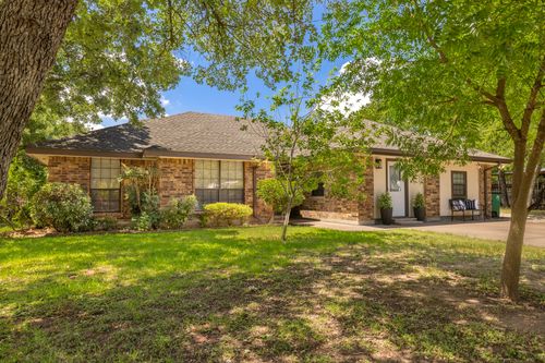 1705 Alamo Ct, Clyde, TX, 79510-3502 | Card Image