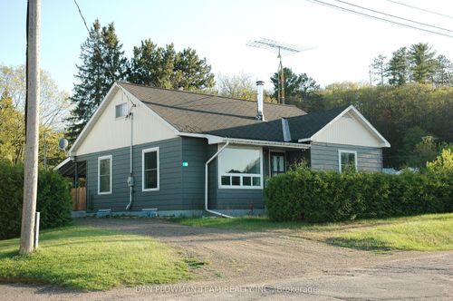 65 Inglis St, Barry's Bay, ON, K0J1B0 | Card Image