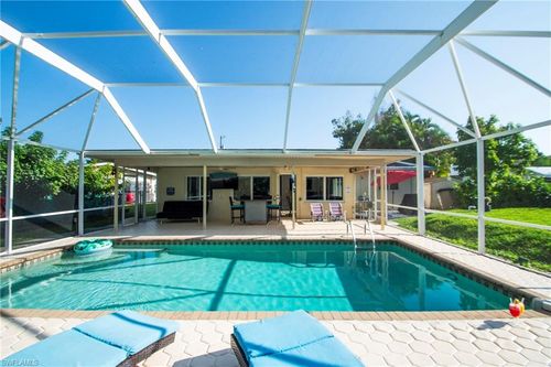 89 Glenmont Dr W, North Fort Myers, FL, 33917-4115 | Card Image