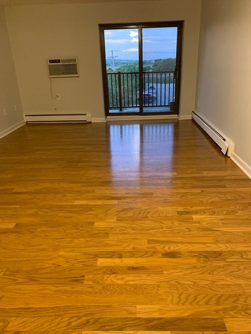 apt-30-800 Governors Dr, Winthrop, MA, 02152-3240 | Card Image