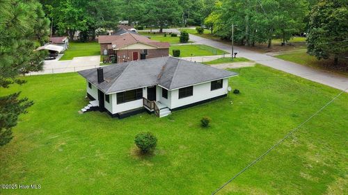325 Bell St, Enfield, NC, 27823-1472 | Card Image