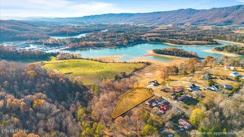 900 Powell Valley Shores Cir, Speedwell, TN, 37870-8244 | Card Image