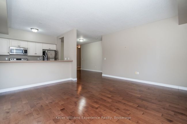 101 - 19B Yonge St N, Condo with 2 bedrooms, 2 bathrooms and 1 parking in Elmvale ON | Image 14