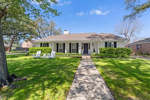 6166 Olympia Dr, Houston, TX, 77057-3526 | Card Image