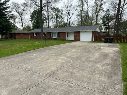 315 Olive St, Chesterfield, IN, 46017-9677 | Card Image