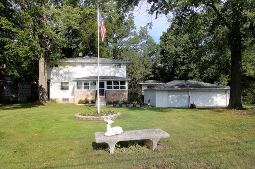 1200 Hillcrest Ave, Fox River Grove, IL, 60021-1512 | Card Image